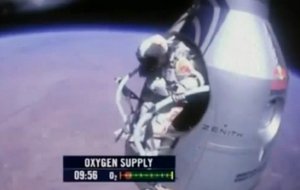 Der Fallschirm-Sprung im Video: Felix Baumgartner durchbricht die Schallmauer