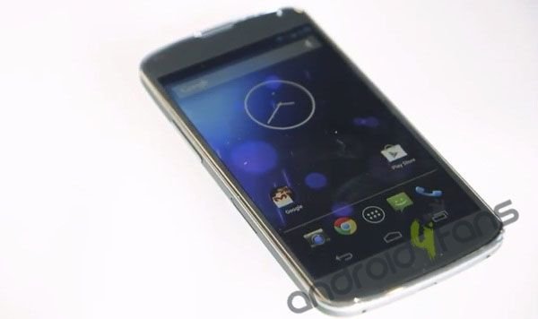 Nexus 4 in Weiß?