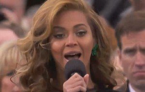 War on Terror? I'm in! Beyoncé singt die US-Nationalhymne - im Playback (Update) (Video)