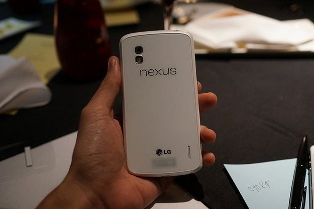 Nexus 4 in Weiß gesichtet: Jetzt mit viel mehr Bildern (Update)