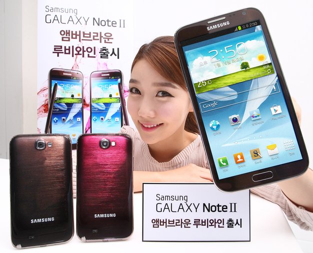 Galaxy Note 2 in neuen Farben: Bernsteinbraun und Rubinrot