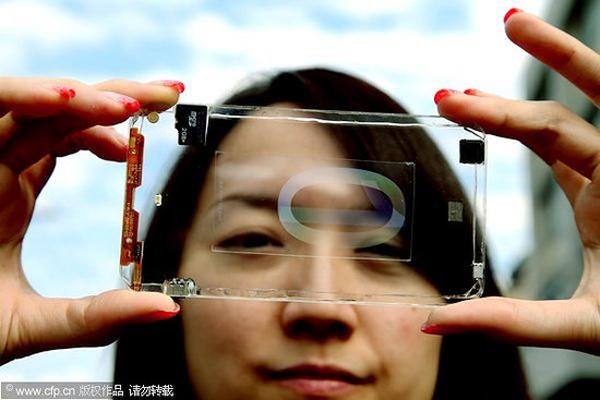 Polytron Technologies: Bilder eines transparenten Smartphones