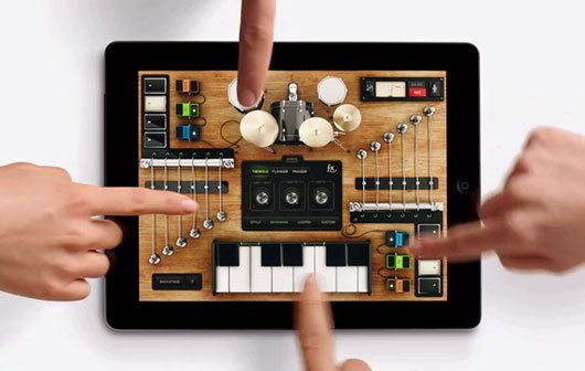 Alive und Together: Zwei neue iPad-Werbespots