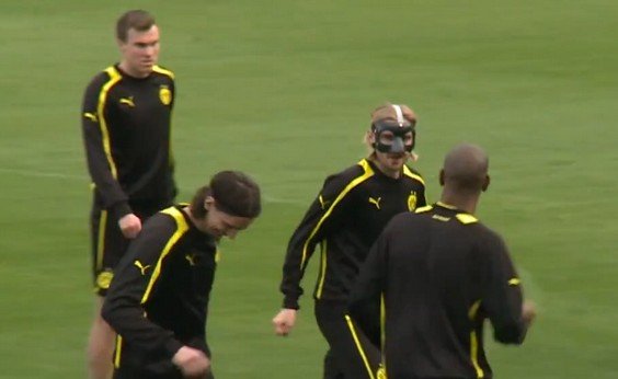 Champions League im Live-Stream: Dortmund kämpft in Malaga