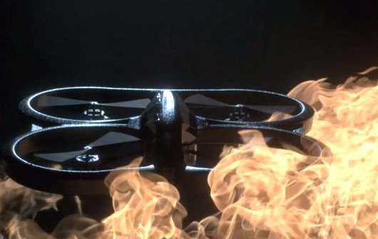 AR.Drone 2.0: Super-Zeitlupe zwischen den Elementen (Video of the Day)