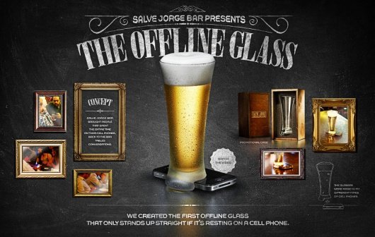 Betthupferl: Das Offline-Glas gegen Facebook und WhatsApp in der Kneipe