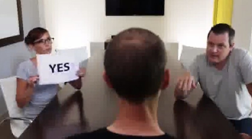 Video: Microsofts fragwürdige iPhone-5s-/5c-Parodie