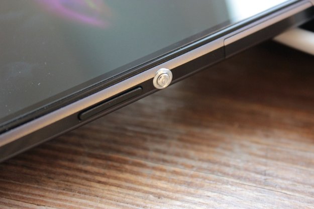 Sony Xperia: Z1-Refresh und rote Version mit Android 4.4 gesichtet, KitKat auch für andere Xperia-Modelle