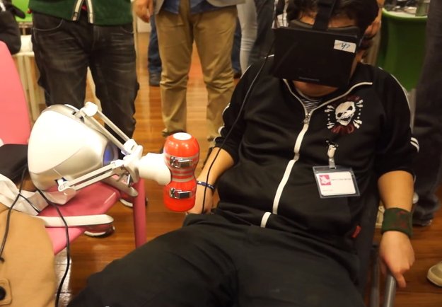 Trauerspiel Cybersex: Warum Sex mit Occulus Rift total unsexy wird (Video)