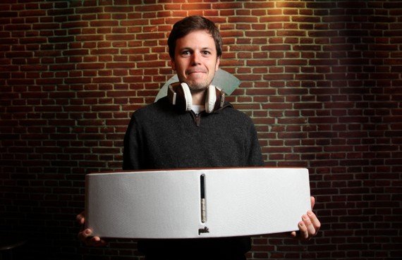 12 Audio-Gewinne inkl. Design-Airplay-Lautsprecher, im Wert von über 2.000 Euro