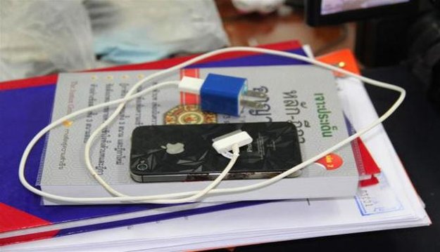 iPhone 4s: Thailänder stirbt nach Stromschlag durch billiges USB-Netzteil