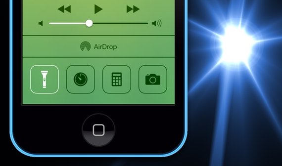 iOS 7: Taschenlampe am iPhone ohne Kontrollzentrum ausschalten (Mini-Tipp)