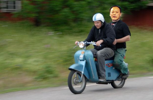 HTCs CEO sucht den Rollerfahrer, der ihn pünktlich zum MWC brachte