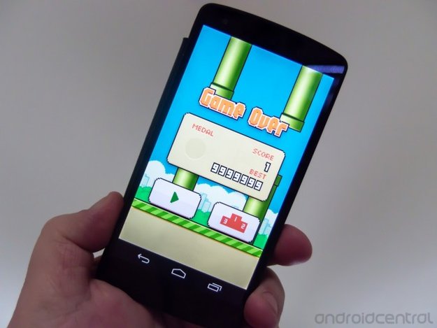 Flappy Bird schlagen: mit Cheats oder auf ehrliche Art