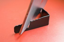 Kleiner Tablet-Ständer für die Reise im Test