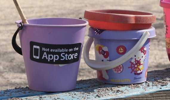 Aufkleber-Kampagne: Nicht im App Store erhältlich!
