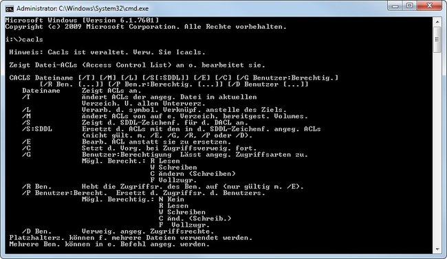 Mit einem altmodischen DOS-Befehl können wir „System Volume Information“ löschen. Bild: GIGA