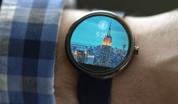 Android Wear: Smartwatch-OS wird eigenständiger