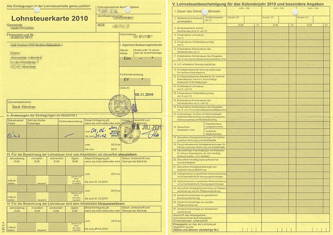 Gibt es nicht mehr: Die Lohnsteuerkarte aus Pappe.