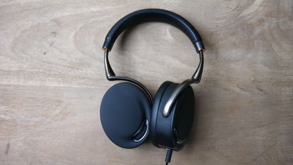 Parrot Zik im Test: Mächtiger Sound, viele Funktionen, schickes Design