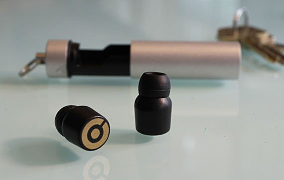 Earin: Die kleinsten, kabellosen In-Ear-Kopfhörer brauchen deine Unterstützung