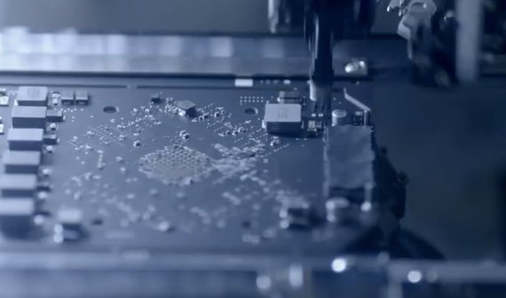 2013: Apple bezahlt 7000 US-Zulieferern 3 Milliarden US Dollar