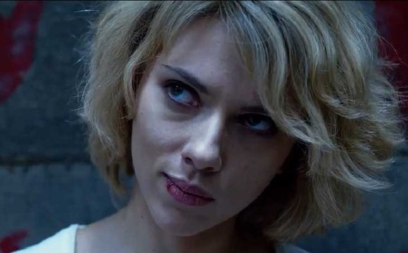 Lucy: Scarlett Johansson tötet im ersten Red Band Clip