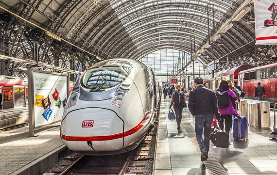 Deutsche Bahn will ICE-Flotte mit Unterhaltungssystemen aufrüsten