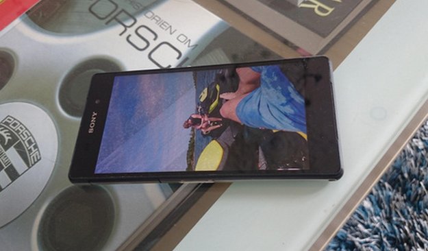Sony Xperia Z2: Smartphone liegt 6 Wochen unter Wasser, funktioniert danach tadellos