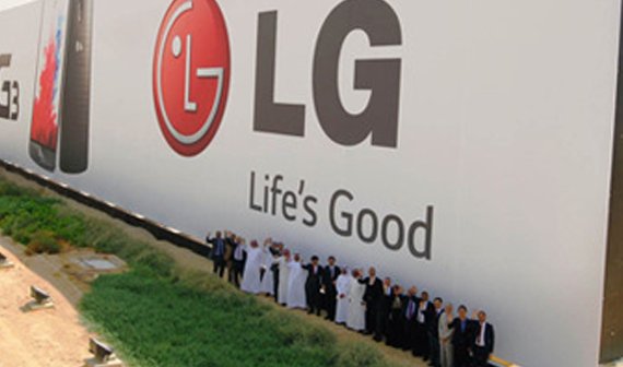 LGs größte Werbeanzeige - im Guinness-Buch der Rekorde