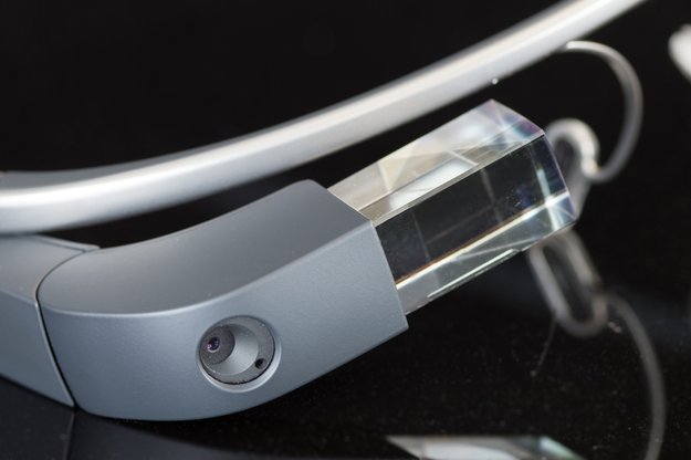Google Glass im Auto: Lenkt laut Studie wie SMS schreiben ab