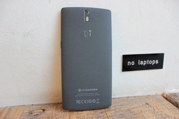 OnePlus One dauerhaft günstiger; 1 TB Dropbox-Speicher im Bundle mit 64-GB-Modell