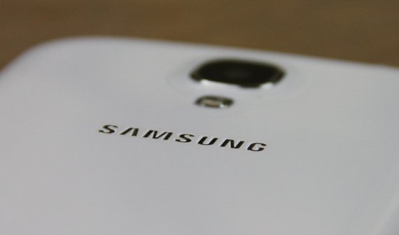 Samsung will bis Ende 2015 faltbare Smartphones anbieten