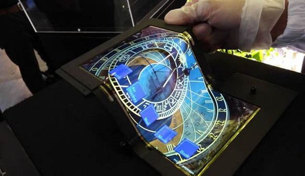 Super AMOLED-Technologie: Mehrfach faltbares Tablet-Display mit Touchscreen präsentiert