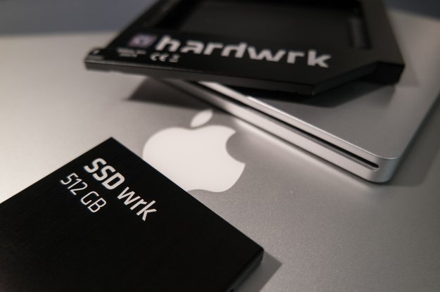 hardwrk-Adapter inklusive SSD für eine zweite Festplatte im MacBook (Pro)