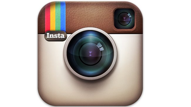 dm me bei Instagram, Twitter und Co.: Was heißt die Abkürzung?