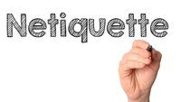 „Netiquette“: Regeln, Bedeutung und Erklärung