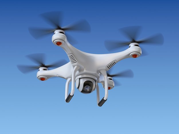 Drohnen und Quadrocopter: Versicherung, Flugerlaubnis, Starterlaubnis, Vorschriften - Das müsst ihr beachten