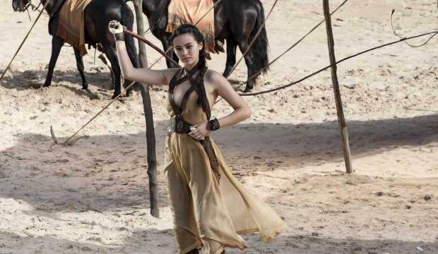 Game of Thrones Staffel 5: Lernt die Sandschlangen im Featurette kennen