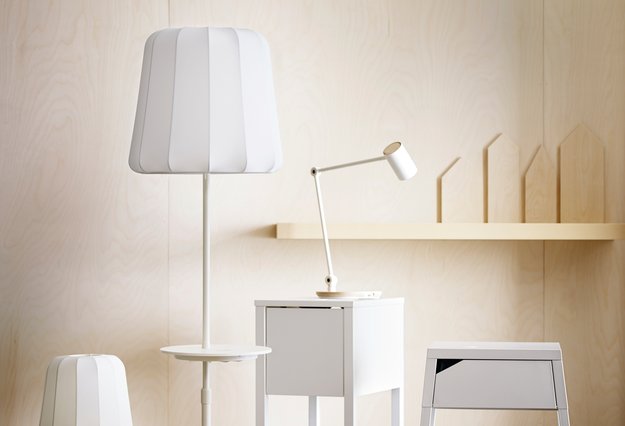 IKEA integriert kabellose Ladefunktion für Smartphones und Co. in Nachttische und Lampen