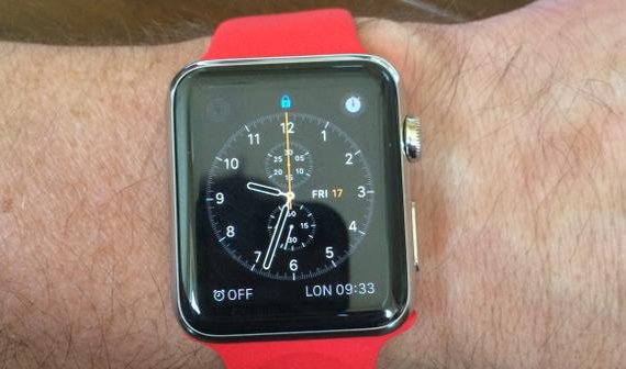 Apple Watch: Rotes Sportarmband gesichtet (Update: Neue Farben)