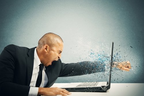 Laptop geht einfach aus: Was kann man tun?