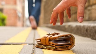 Portemonnaie verloren oder geklaut: Was tun, wenn die Geldbörse weg ist?