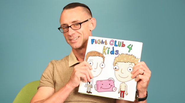 Fight Club für Kinder: Chuck Palahniuk verstört den Nachwuchs (Video)
