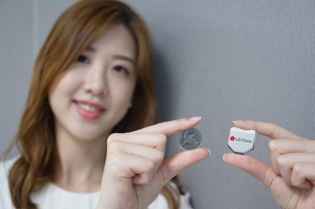 LG stellt stärkere Akkus in Sechseckform für Smartwatches vor