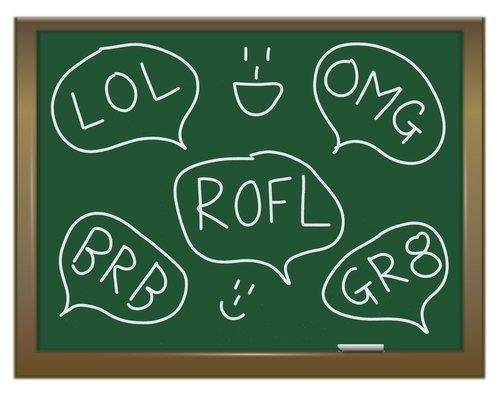 „IDK“ im Chat: Was bedeutet die Abkürzung?