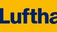 Lufthansa: Stewardess - Was verdienen Flugbegleiter/innen und welche Ausbildung brauchen sie?