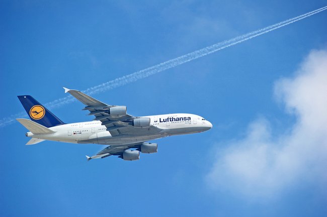 Lufthansa <a href=