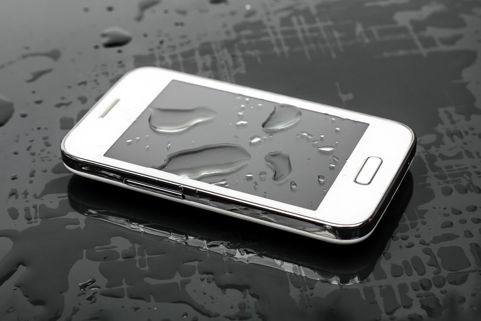 iphone ins klo gefallen geht aber noch Iphone Ins Klo Gefallen Geht Aber Noch