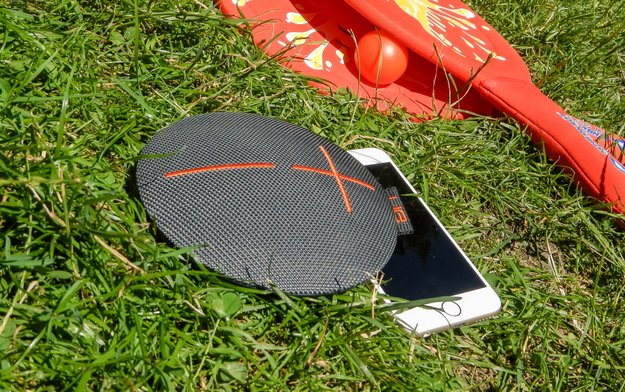 UE Roll Lautsprecher im Test: Wasserdichte Sound-Frisbee mit Bluetooth